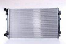 Радиатор охлаждения двигателя