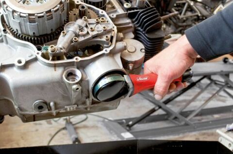 Ключ регулируемый для снятия масляного фильтра (d=65-105mm)