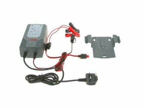 Зарядное устройство C7 (12V/24V) (для аккум. емкостью от 14Ah до 230 Ah) 7A (WET/EFB/GEL/VRLA/AGM)
