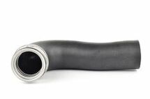 Патрубок интеркулера Caddy 2.0TDI (BLS/BSU) 04-