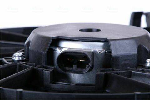 Вентилятор радіатора Duster 1.5dCi/1.6 16V 4X4 RENAULT