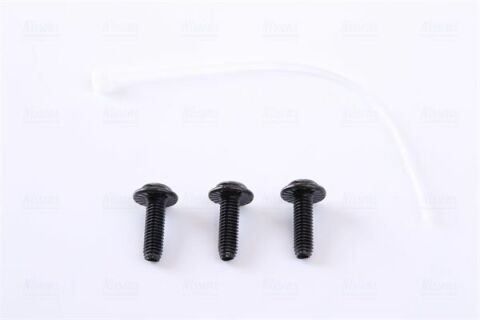 Вентилятор радіатора Audi A4/6 1.8/3.2 VW