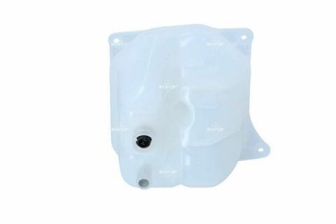 Бачок расширительный Audi A6 1.8/2.0/2.3/2.8i/2.5 TDI 94-97