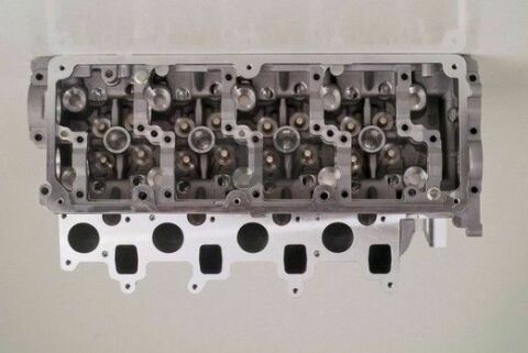 Головка блоку циліндрів VW Caddy 1.6TDI 10-