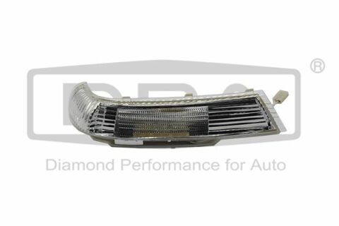 Повторитель поворота на зеркало VW Touareg 02-10(L)