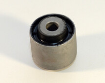 Сайлентблок тяги (реактивної/задньої) Renault Trafic/Opel Vivaro 01- (R) (40x12x44/35) Сайлентблок тяги (реактивної/задньої) Renault Trafic/Opel Vivaro 01- (R) (40x12x44/35)