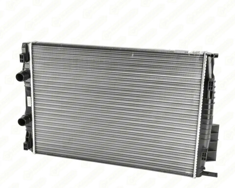 Радіатор охолодження двигуна 2.0 dCi (M9R)