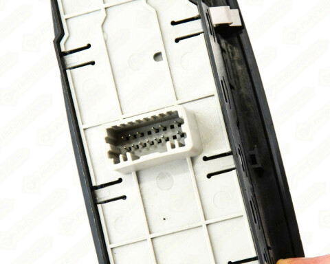 Блок кнопок перемикача склопідйомників та дзеркал (передніх + задніх, дзеркала RET03 + RET04, під ручку дверей)