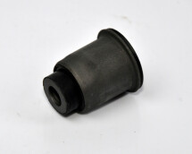 Сайлентблок переднего рычага Renault Kangoo 08- (спереди)