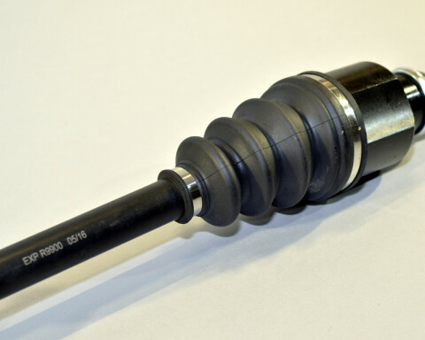 Напіввісь приводна (L, ліва, Кількість шліців: 23/26) Renault Kangoo II 08-> 1.5dCi + 1.6 + 1.6 16V Напіввісь приводна (L, ліва, Кількість шліців: 23/26) Renault Kangoo II 08-> 1.5dCi + 1.6 + 1.6 16V