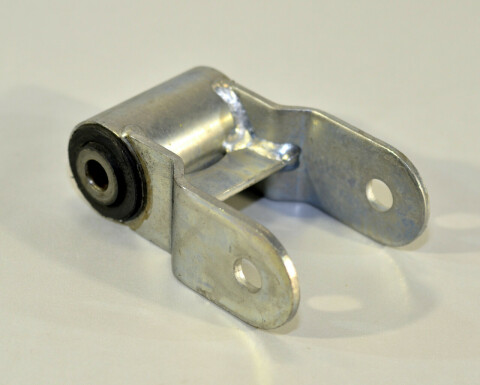 Кронштейн кріплення ресори Renault Master III + Opel Movano B 10-> RWD