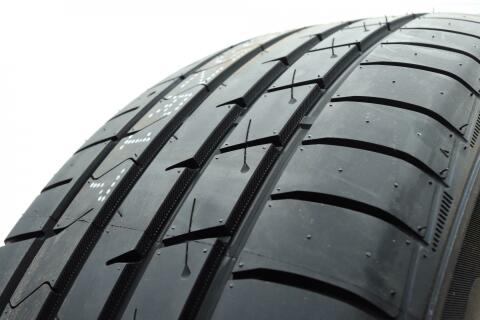 Шина HF330 225/55 ZR17 XL 101W (летняя) Rim Protector