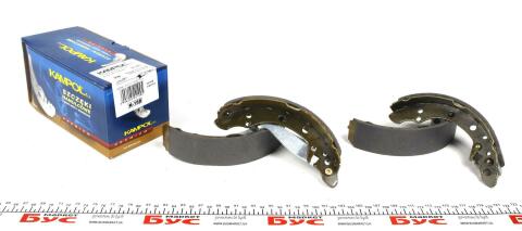 Колодки гальмівні (задні) VW Golf IV 1.4 16V 97-05 (барабанні) (200x40)