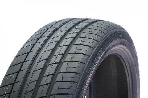 Шина PracticalMax H/P RS26 225/45 R19 XL 96W (літня) Rim Protector