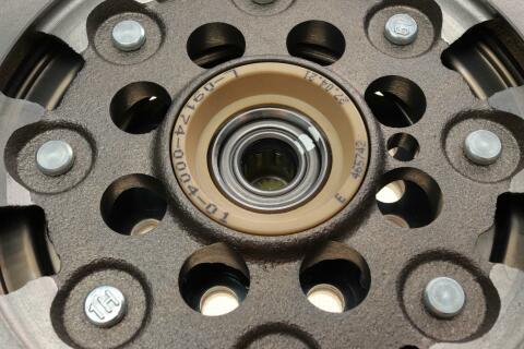 Демпфер зчеплення MB E-class (W211/S211) 2.7CDI 03-09 (МКПП) OM 647.961 Демпфер зчеплення MB E-class (W211/S211) 2.7CDI 03-09 (МКПП) OM 647.961