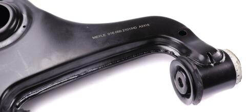 Важіль підвіски (передній/знизу) (L) MB E-class (W210) 95-02