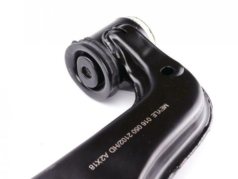 Важіль підвіски (передній/знизу) (R) MB E-class (W210) 95-02