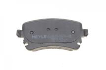 Колодки гальмівні (задні) VW T5 03- (Lucas) (з датчиком)