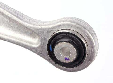 Рычаг подвески (задний) BMW 5 (F10)/6 (F13)/7 (F01/F02/F03/F04) 08-18 Рычаг подвески (задний) BMW 5 (F10)/6 (F13)/7 (F01/F02/F03/F04) 08-18