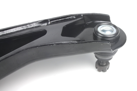 Важіль підвіски (передній) (L) Suzuki Grand Vitara 05-15