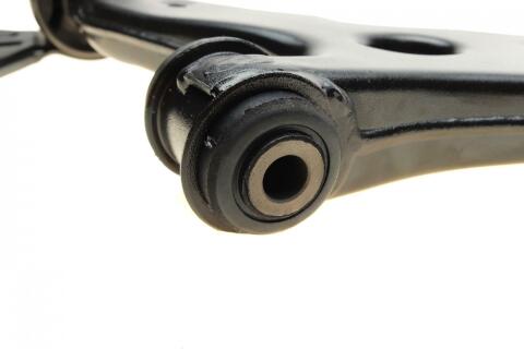 Рычаг подвески (передний/снизу) (L) Ford Kuga 1.5-2.5 13-