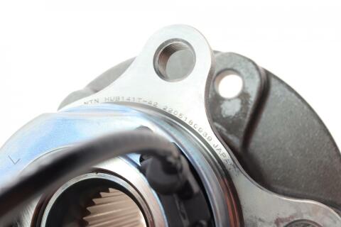 Підшипник маточини (задньої) Suzuki SX4 1.5/1.6 VVT 06- (L)