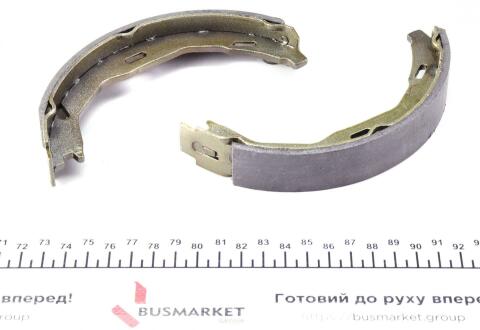 Колодки ручника MB C-class (W204/C204) 07- /E-class (A207/C207) 09- (165x25) Колодки ручника MB C-class (W204/C204) 07- /E-class (A207/C207) 09- (165x25)