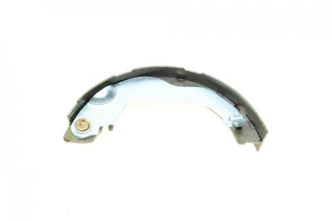 Колодки ручника Toyota Verso 1.6-2.2 VVTi 09- (180x32) Колодки ручника Toyota Verso 1.6-2.2 VVTi 09- (180x32)