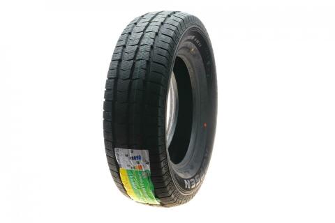 Шина AW11 LT215/70 R15 (зимняя)