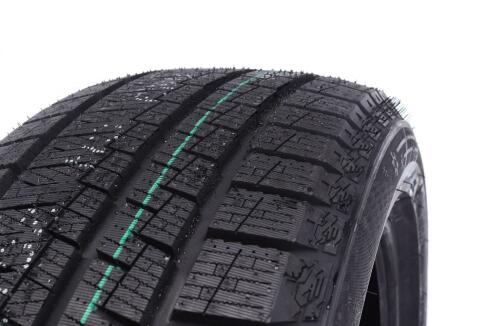 Шина AW33 205/50 R17 XL 93H (зимова)