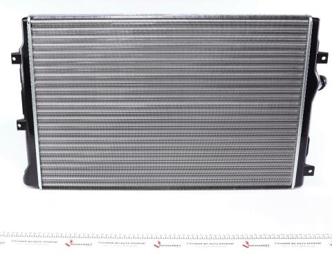 Радиатор охлаждения VW Caddy III 1.6/2.0TDI 10-15 (453x655x34) (ребра завальцованы)