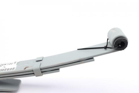 Ресора задняя Toyota Hilux 05-15, 5 листов (60/610/695), 3/8mm, 2/11mm Ресора задняя Toyota Hilux 05-15, 5 листов (60/610/695), 3/8mm, 2/11mm