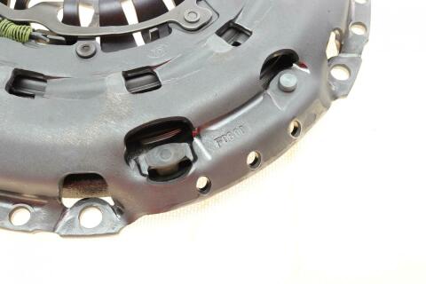 Комплект зчеплення Ford Mondeo 1.8 SCI/SFI 00-07 (d=240mm)