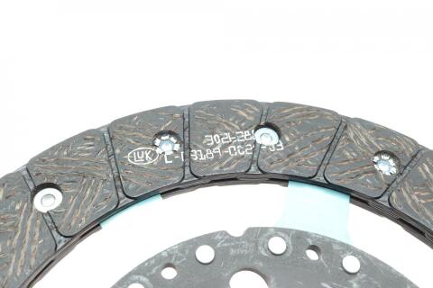 Комплект сцепления Renault Megane/Scenic II 2.0 dCi 05-09 (d=250mm) (+выжимной)