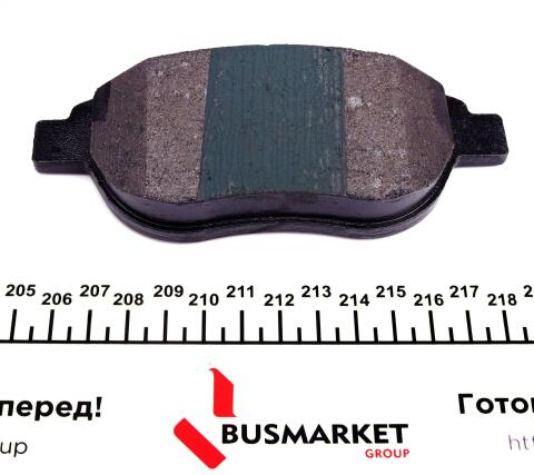 Колодки гальмівні (передні) Citroen Berlingo 00-11/C4 1.6 THP/VTi 04-/Peugeot 207/307 02- (Bosch)