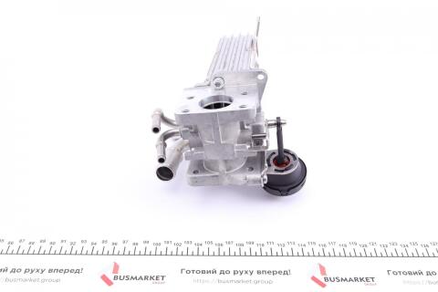 Радиатор рециркуляции ВГ с клапаном EGR VW Passat 1.9 TDI 05-10