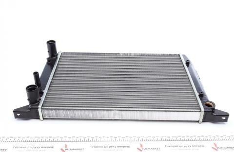 Радиатор охлаждения Audi 80 1.6-1.8 -91