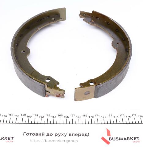 Колодки ручника Toyota Land Cruiser 08- (242x35) Колодки ручника Toyota Land Cruiser 08- (242x35)