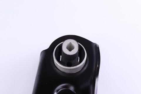 Рычаг подвески (передний/снизу) (L) Renault Megane IV 15- Рычаг подвески (передний/снизу) (L) Renault Megane IV 15-
