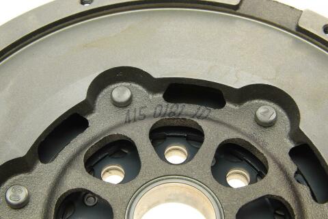 Демпфер сцепления Ford Mondeo III 2.0 TDCi/TDDi 00-07