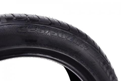 Шина S2000 225/50 ZR17 XL 98W (летняя) Rim Protector Шина S2000 225/50 ZR17 XL 98W (летняя) Rim Protector