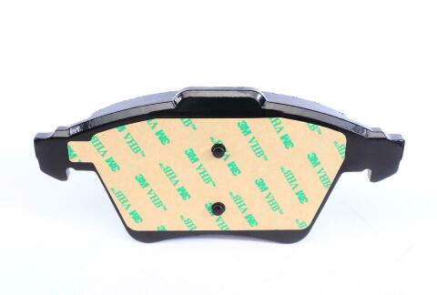 Колодки гальмівні (передні) VW Touareg 2.5TDI 03-10 (Ate) (з датчиком) Колодки гальмівні (передні) VW Touareg 2.5TDI 03-10 (Ate) (з датчиком)