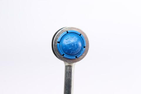 Тяга стабілізатора (переднього) (R) BMW X3 (E83) 2.0-3..0/2.0-3.0d 03-11