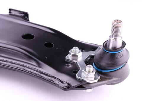 Важіль підвіски (передній/знизу) (R) Audi A3/Skoda Octavia/VW Bora/Golf (з кульовою) 96-10