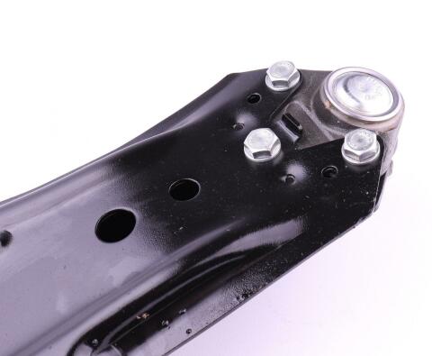 Важіль підвіски (передній/знизу) (R) Audi A3/Skoda Octavia/VW Bora/Golf (з кульовою) 96-10