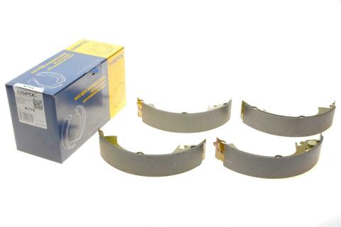 Колодки ручника Mitsubishi Pajero/L200/L300 -95 (254x50) Колодки ручника Mitsubishi Pajero/L200/L300 -95 (254x50)