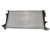 Радіатор охолодження двигуна Renault Megane III / Scenic III 1.6 dCi (R9M) + 2.0 dCi (M9R)