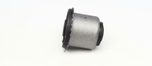 Сайлентблок рычага (переднего) Audi 80/90 -94/VW Passat -88