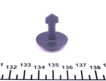 Кліпса кріплення шумоизоляции Audi 100/ A4/ A6 -11