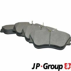Тормозные колодки пер. T4 1.9TD/2.4D -99 (R15)(невент.диск)